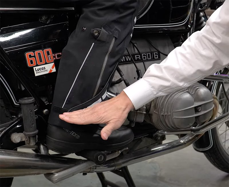 Correct leg length for motorcycle pants